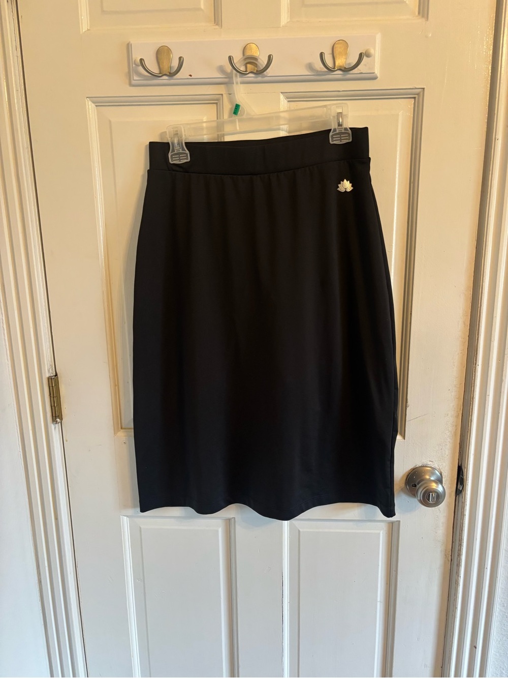 Snoga athletics Women's Skort-Black